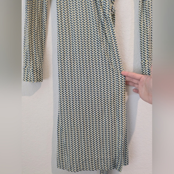 Diane Von Furstenberg Geometric Printed Jersey Knit Jeanne Two Wrap Mini Dress M - Picture 8 of 10